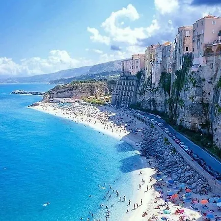 Elegant H24 * Tropea