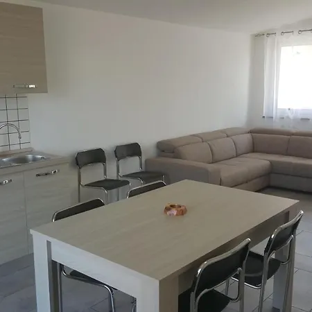 Elegant H24 Apartman Tropea